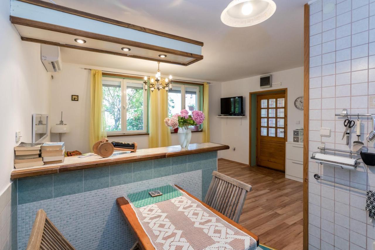 Best Roxy Apartman